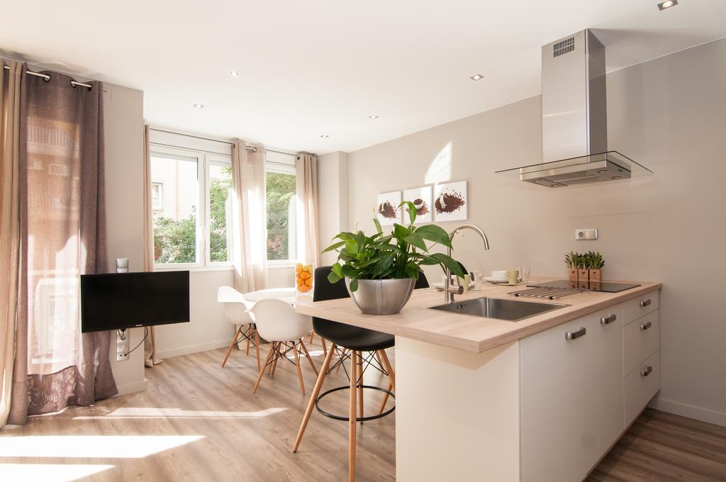 Montaber Apartments - Sagrada Familia Барселона Екстериор снимка