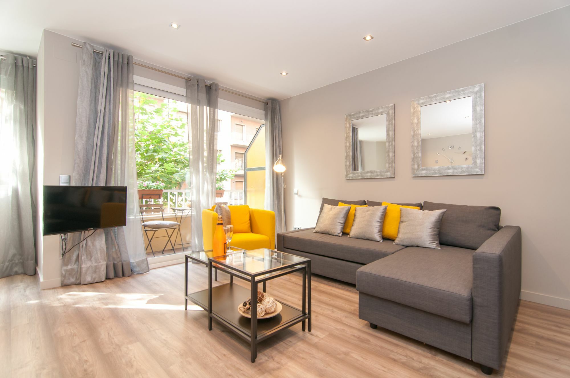 Montaber Apartments - Sagrada Familia Барселона Екстериор снимка