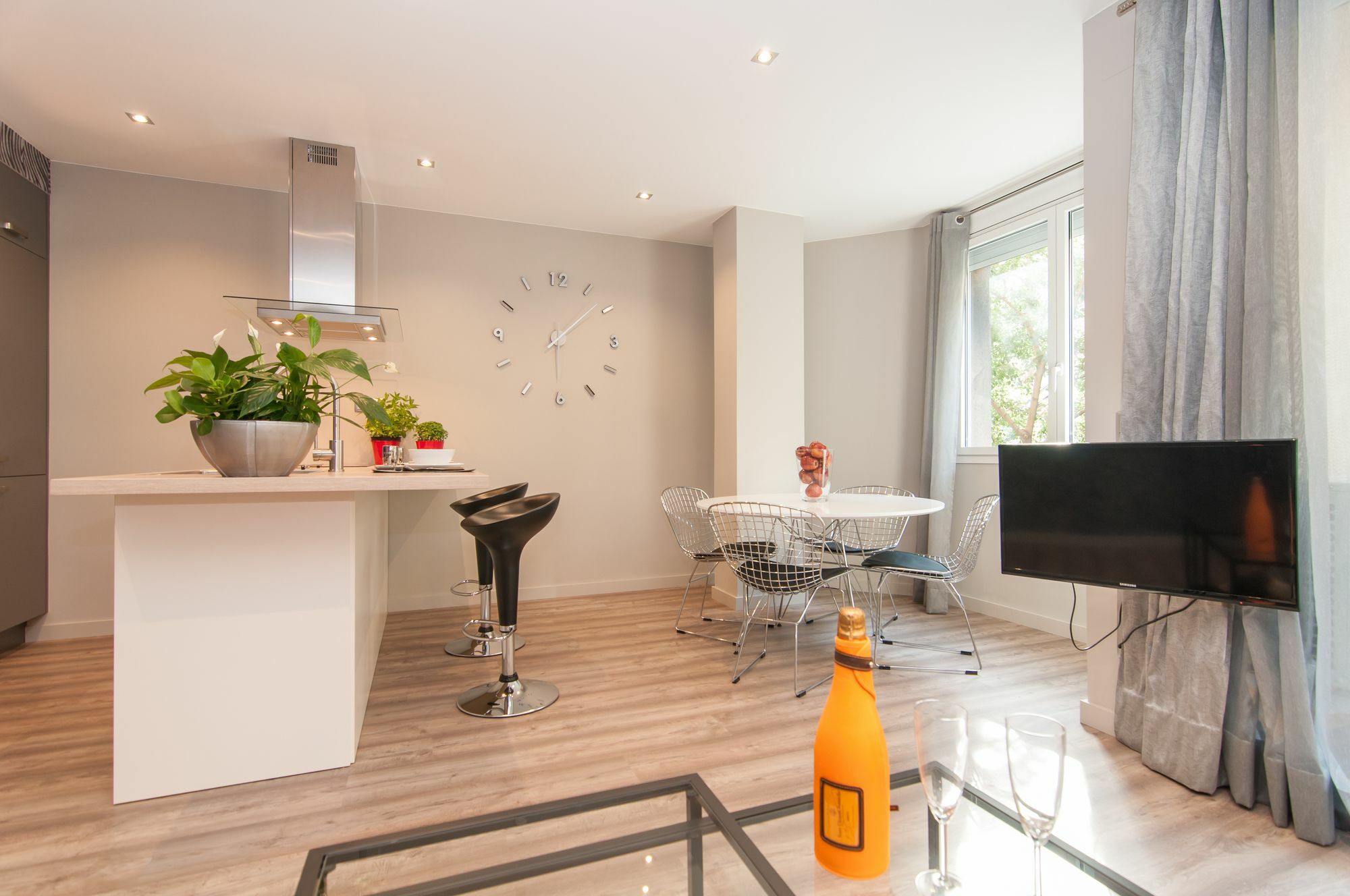 Montaber Apartments - Sagrada Familia Барселона Екстериор снимка